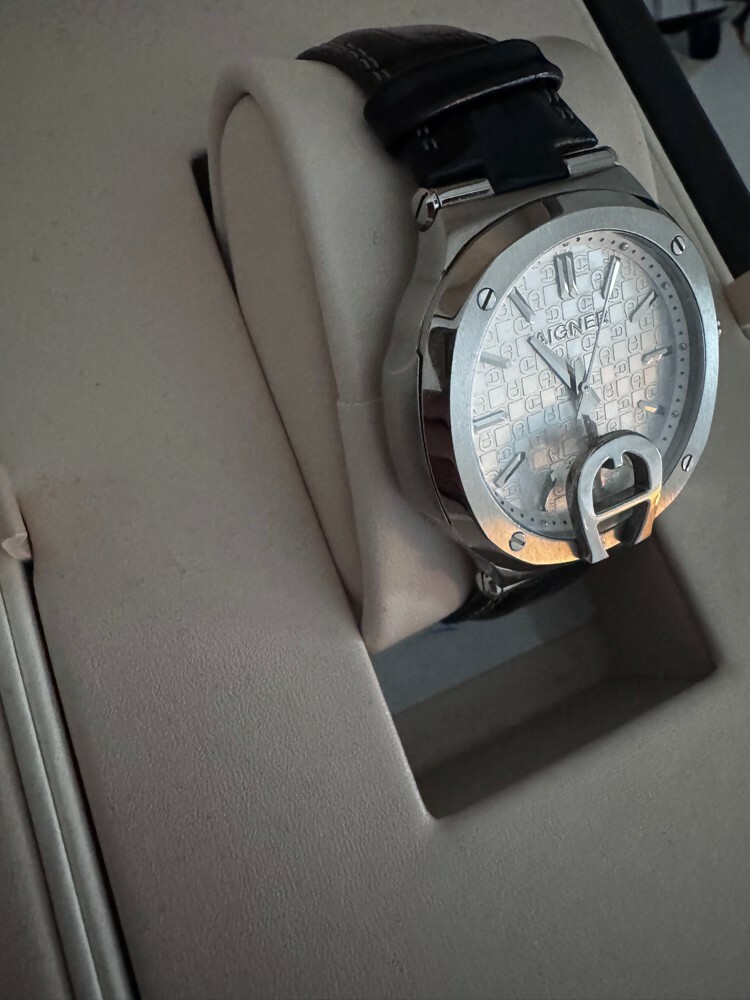 Aigner - 3