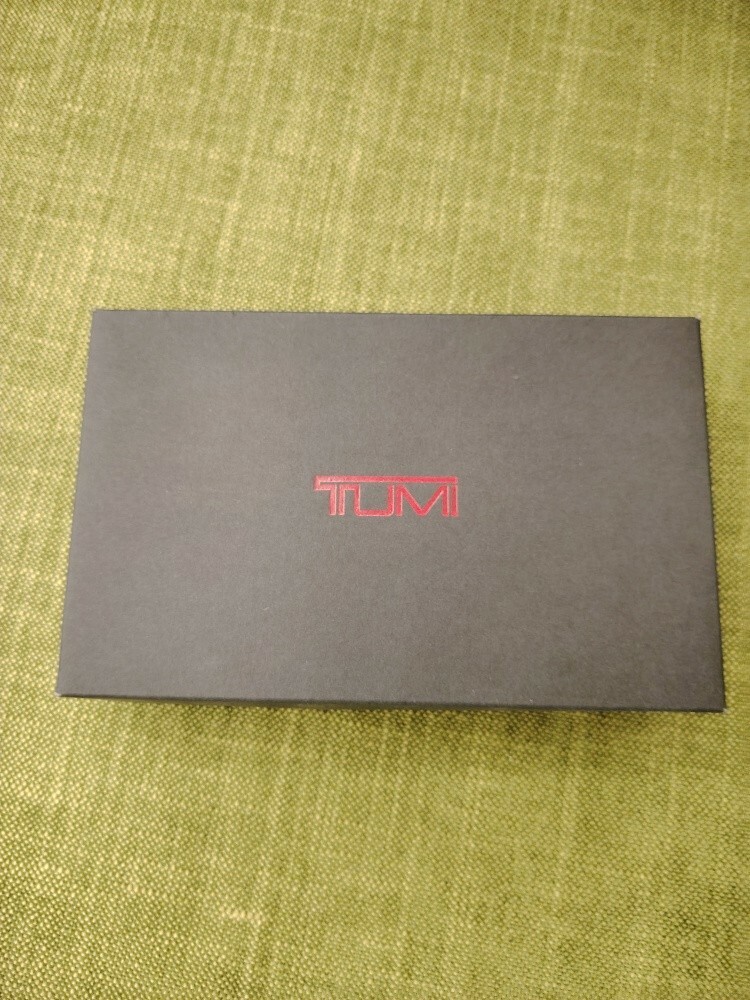 TUMI - 1