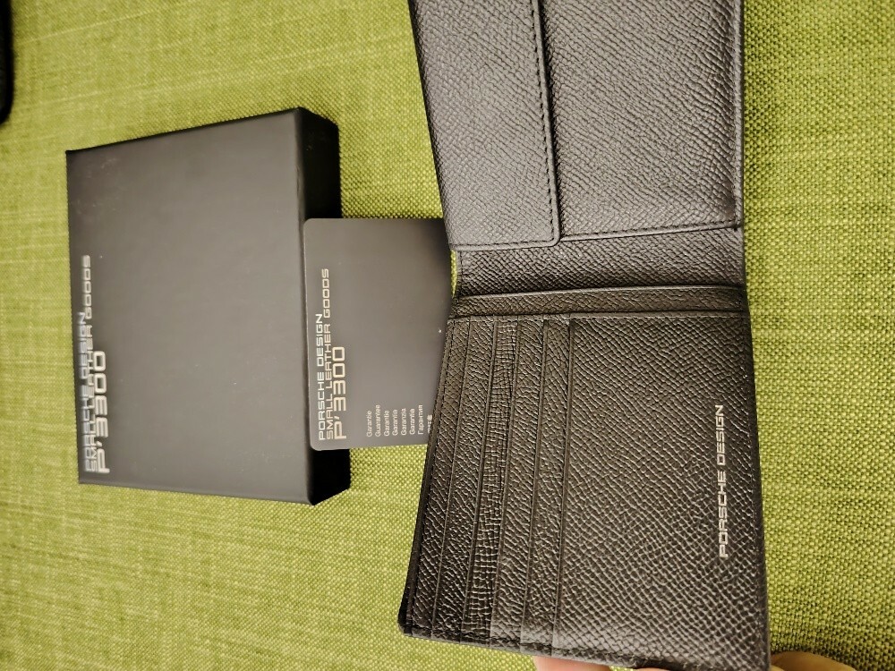 PORSCHE DESIGN - 4