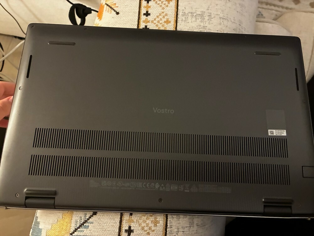 Dell Vostro 15 5510 - 3
