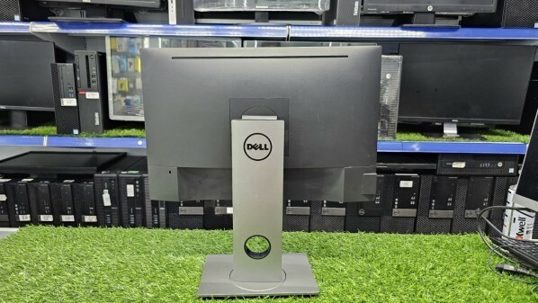 Dell P2217 22 inch Monitor - 4
