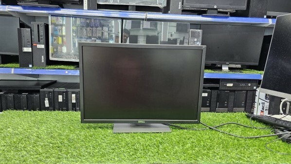 Dell P2217 22 inch Monitor - 2