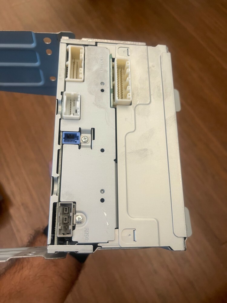 panel and Radio  - 3