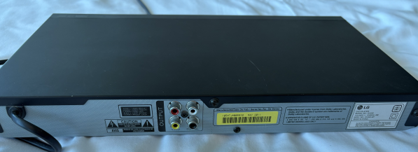 LG DVD PLAYER - 2