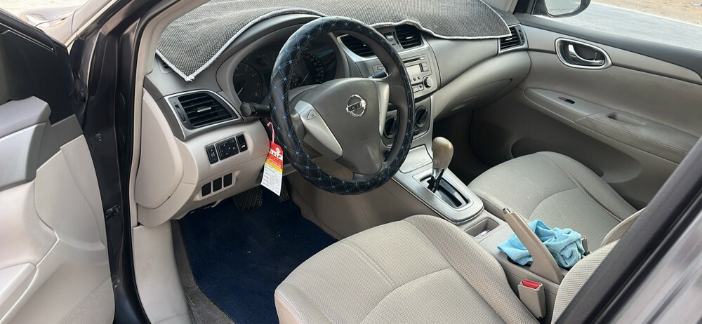 Nissan Santa - 1