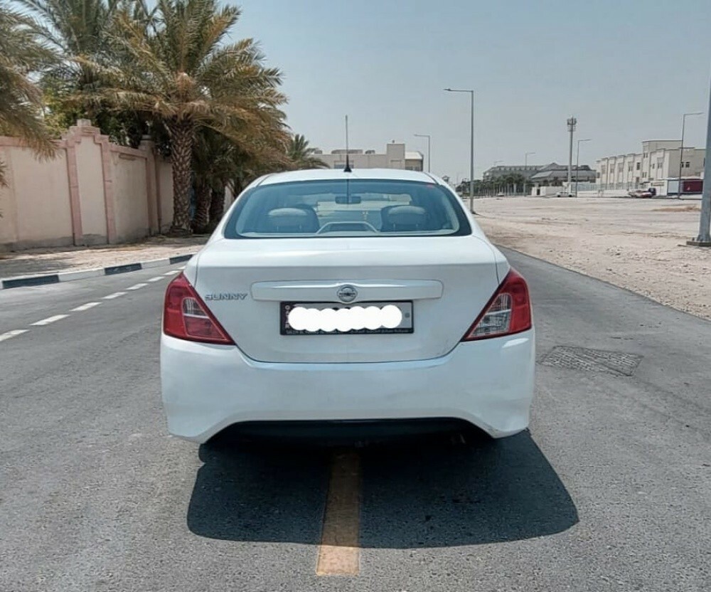 NISSAN SUNNY - 8