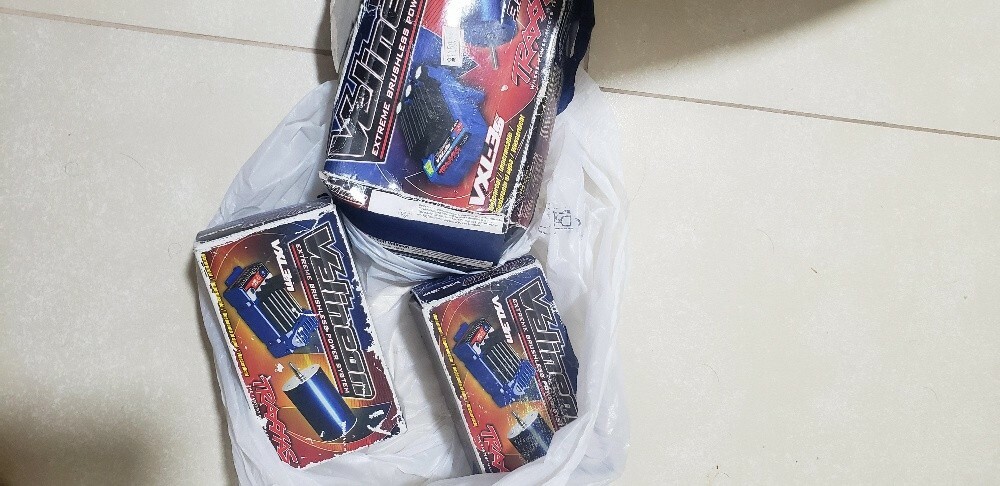 Traxxas slash 4 qatar - 4