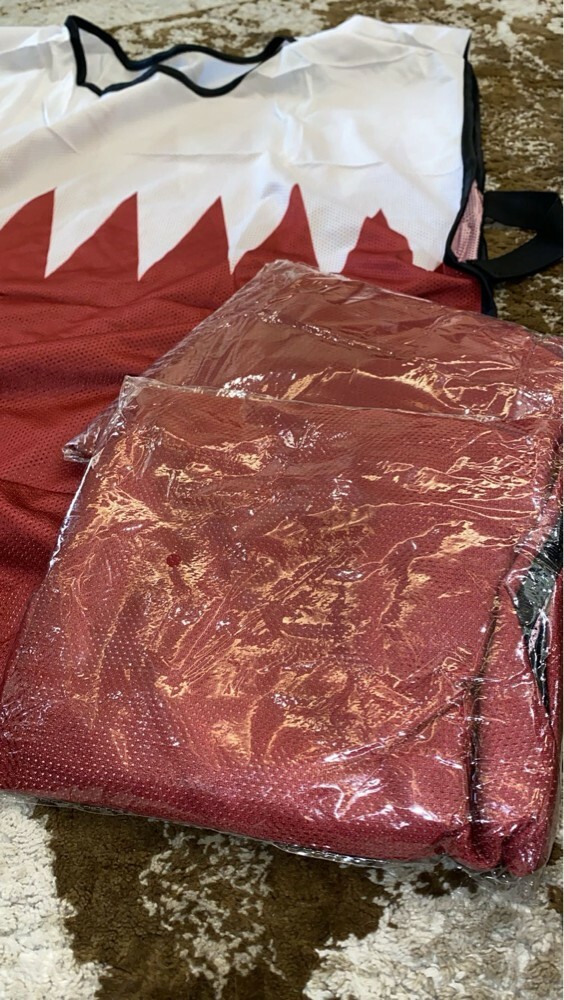 Qatar flag curtains - 2