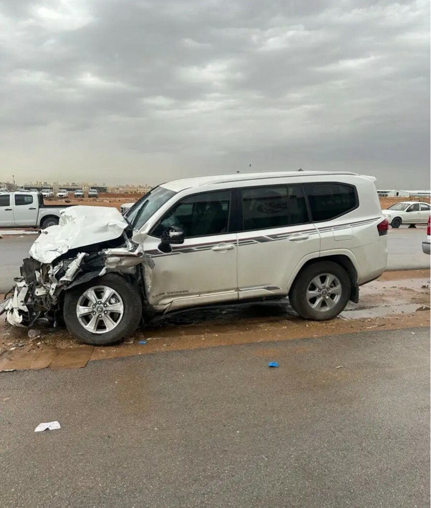 لاندكروزر ٢٠٢٢ قطع - 1