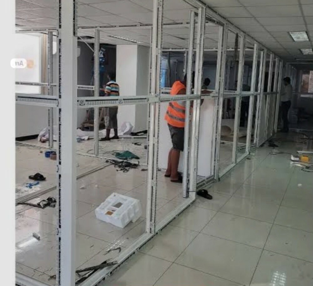 Aluminum glass work. - 2