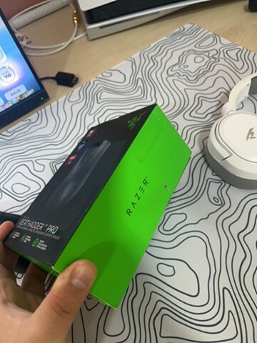 razer deathadder v3 pro  - 2