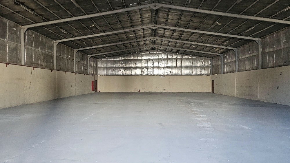 carpentry for rent in industrial - 2