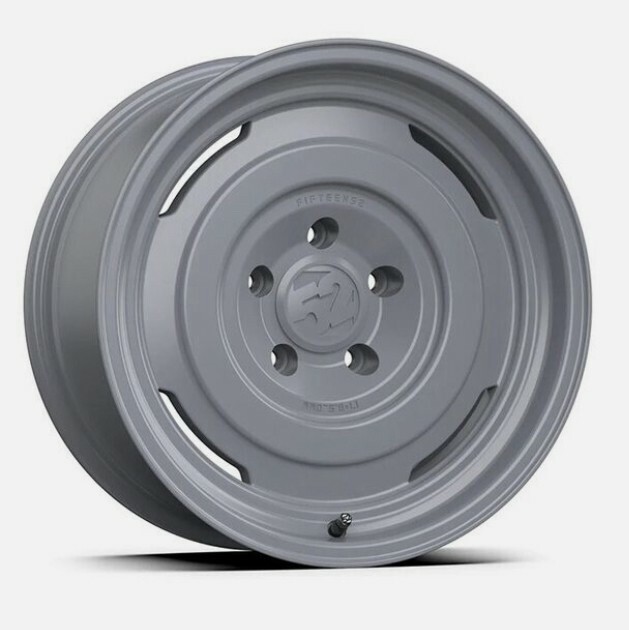 Fifteen52 ANALOG wheels 5 Bults - 1