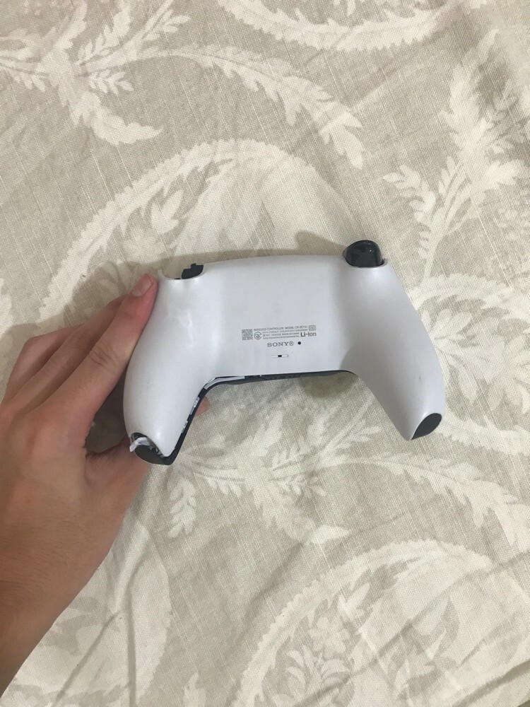 PS5 Controller - 5