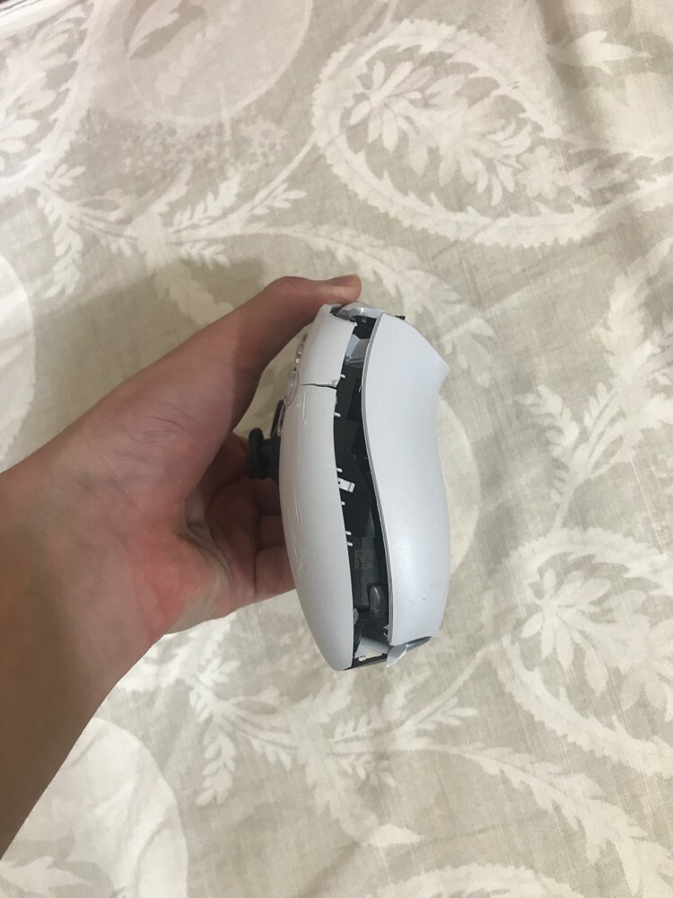 PS5 Controller - 3