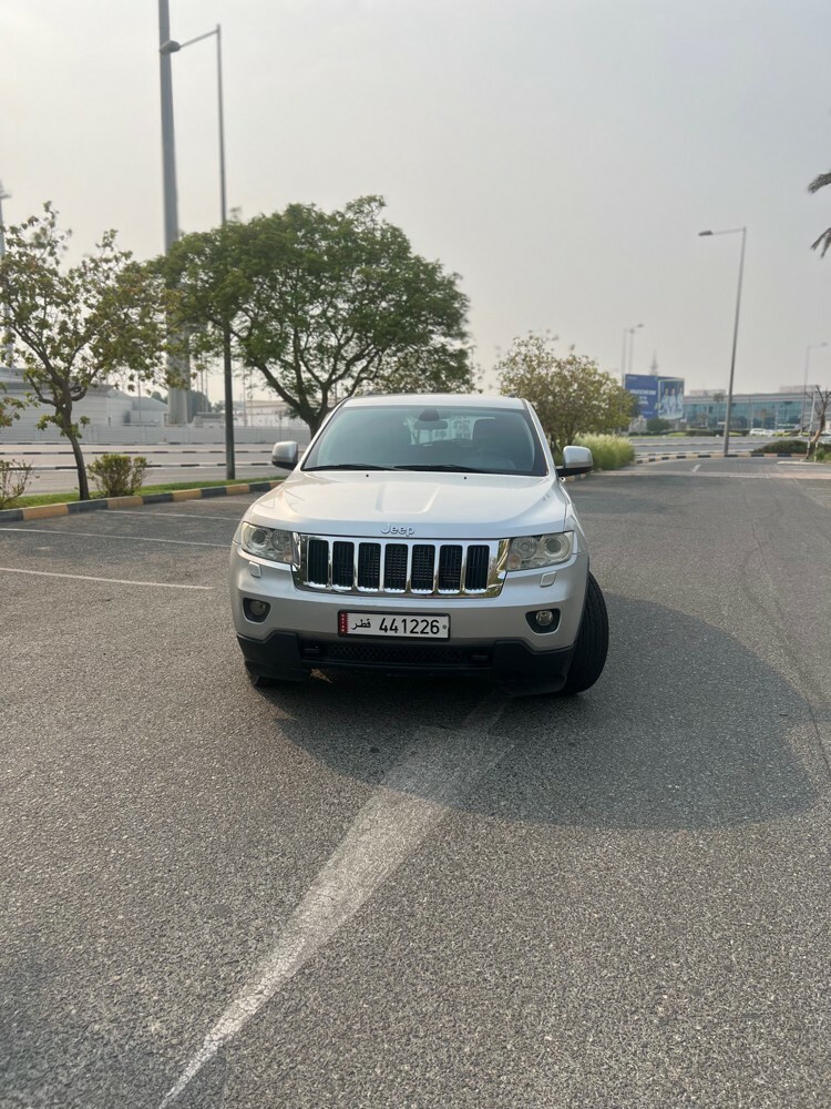 Jeep Grand Cherokee - 1