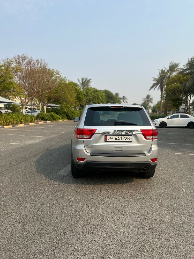 Jeep Grand Cherokee - 6