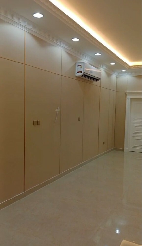 Exclusive Modern C-board Wallpanl - 5