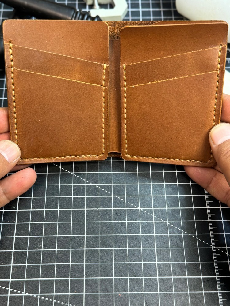 منتجات جلدية صناعة يدوية - 2