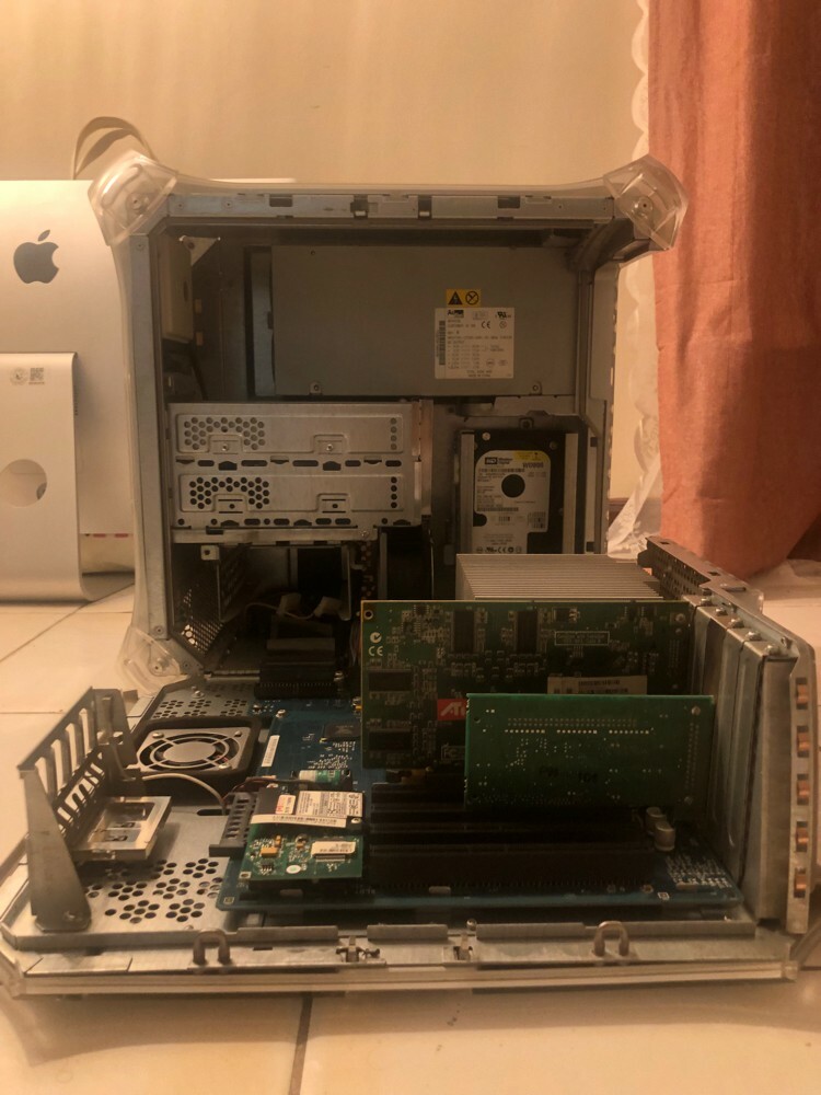 Apple Macintosh G4 - 4