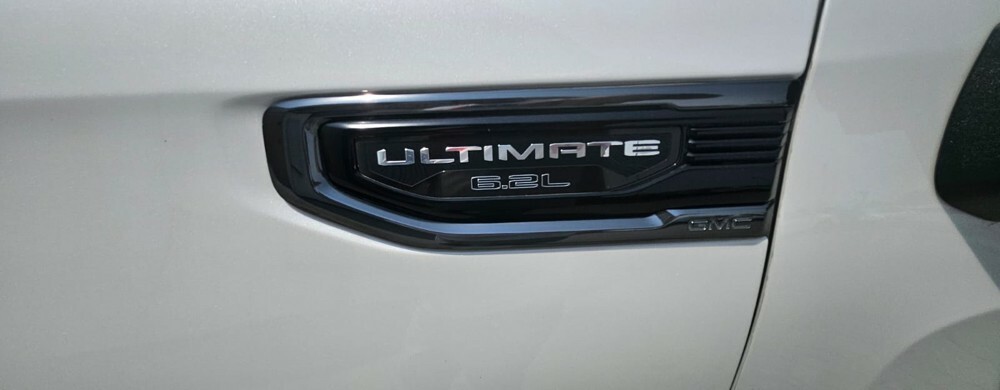 luxury gmc car — photo 2 for sale in Qatar