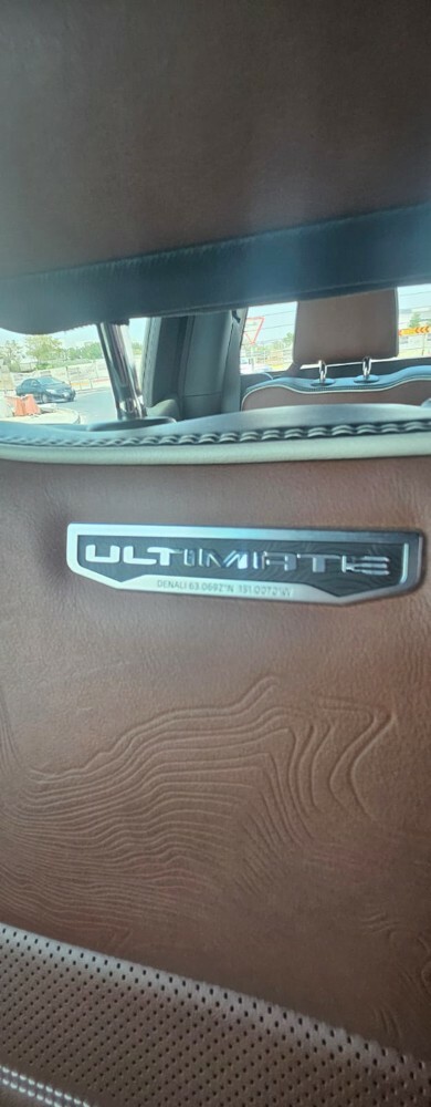 luxury gmc car — photo 4 for sale in Qatar