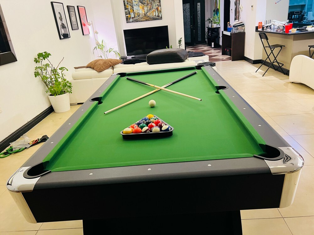Billiard pool table 8feet - 4