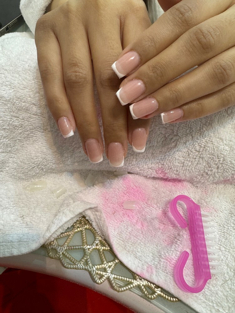 Nails and eyelashes - 25