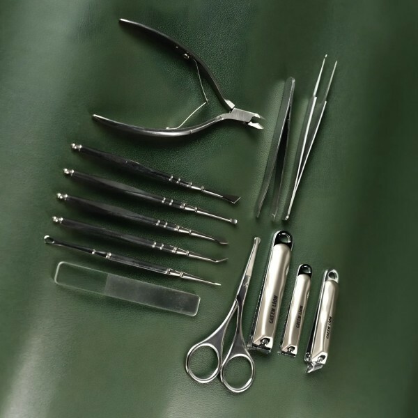 13-in-1 Manicure Kit - 2