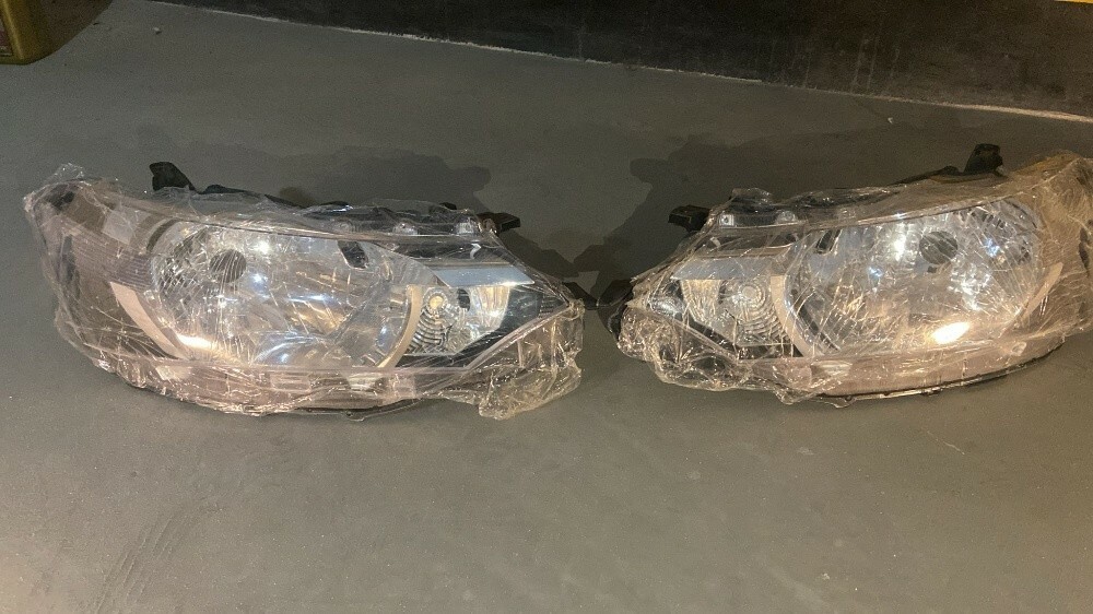 headlight camry hilux corolla - 2