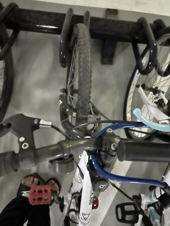 Decathlon 24-Inch Rockrider ST100 - 16