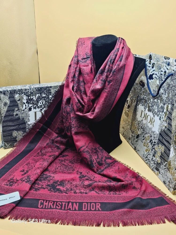 LV scarf - 10