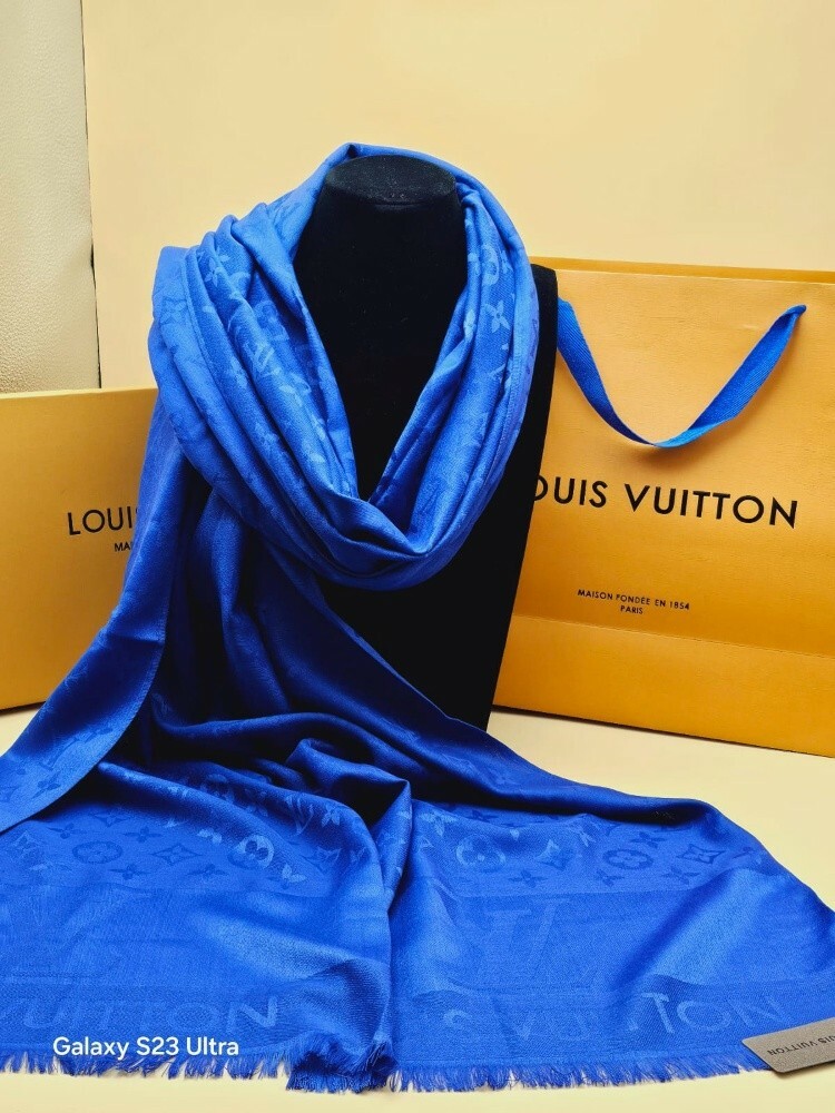 LV scarf - 12