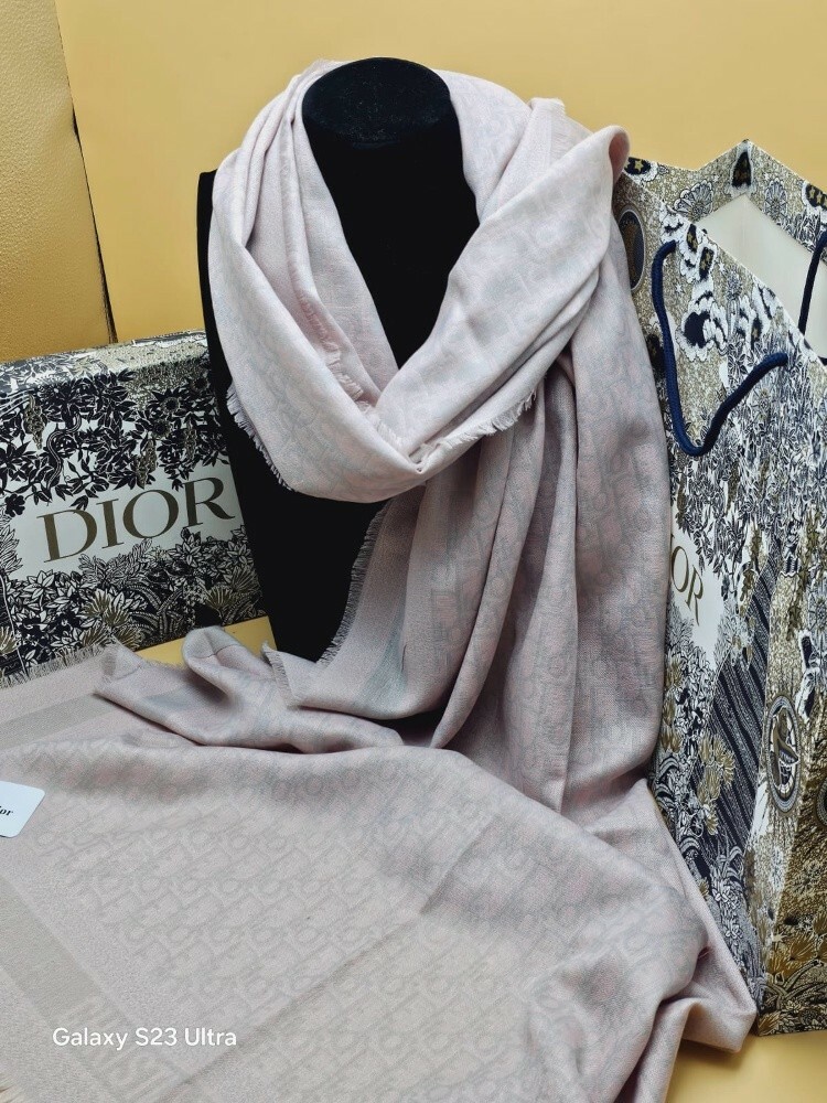 LV scarf - 13