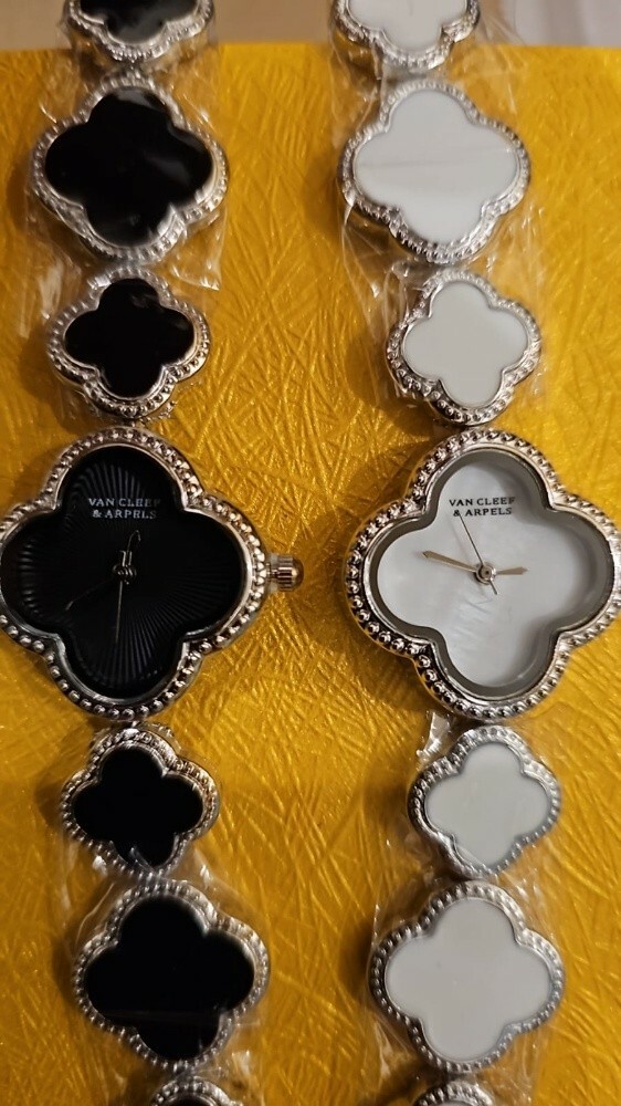 Van Cleef metal and leather - 1