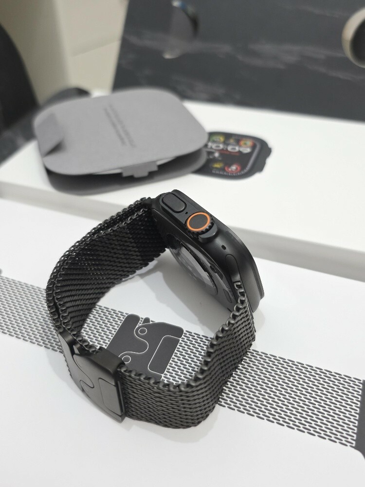Apple Watch Ultra 2 49mm Black - 3