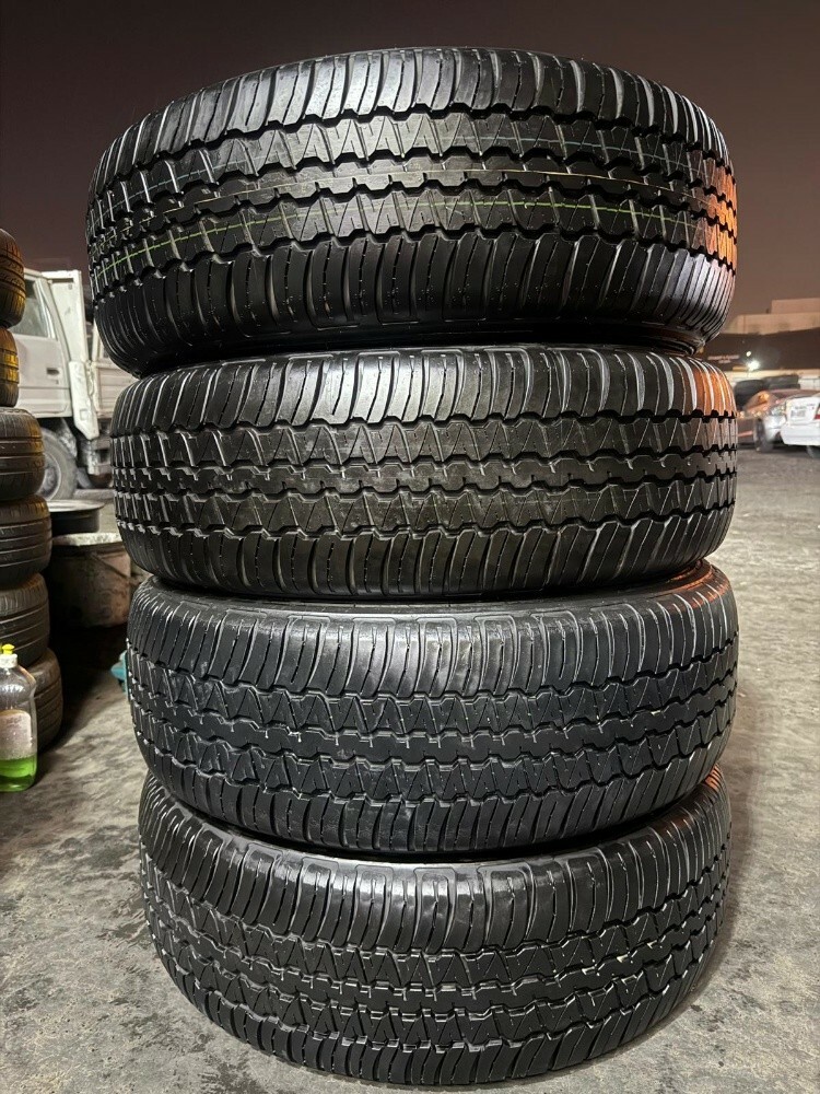 245/75/17 " Dunlap tyre" Japan - 4