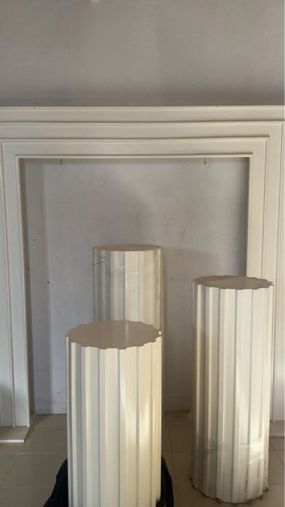 Tables in good condition - 1