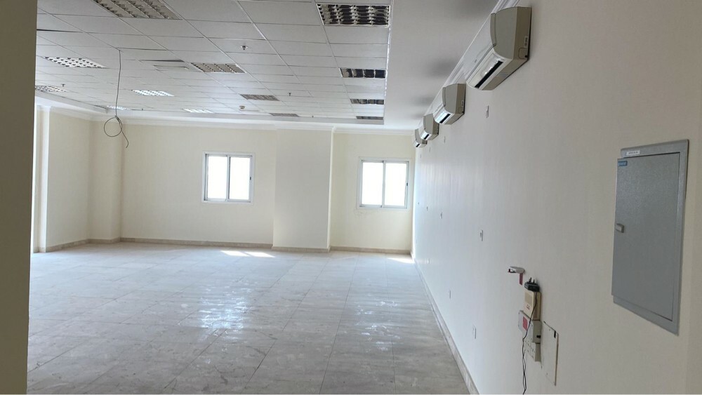 Karag for rent in industrial area - 10