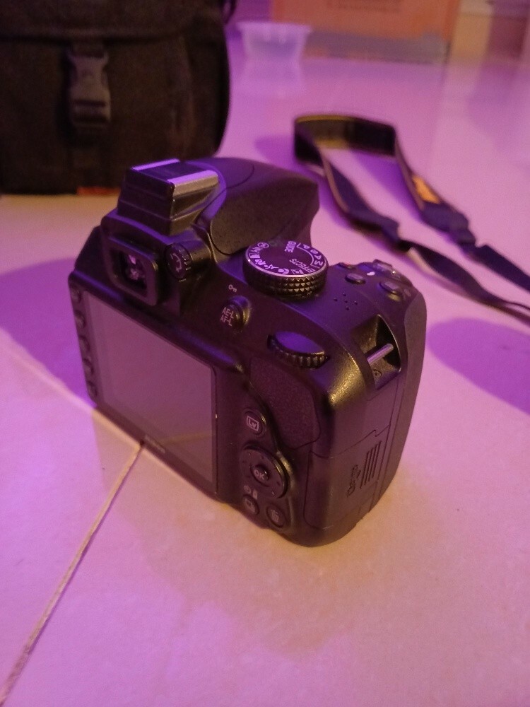 Nikon D3300 for sale - 3