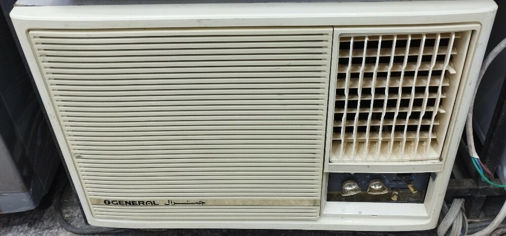 Good Window type AC for sale. - 2
