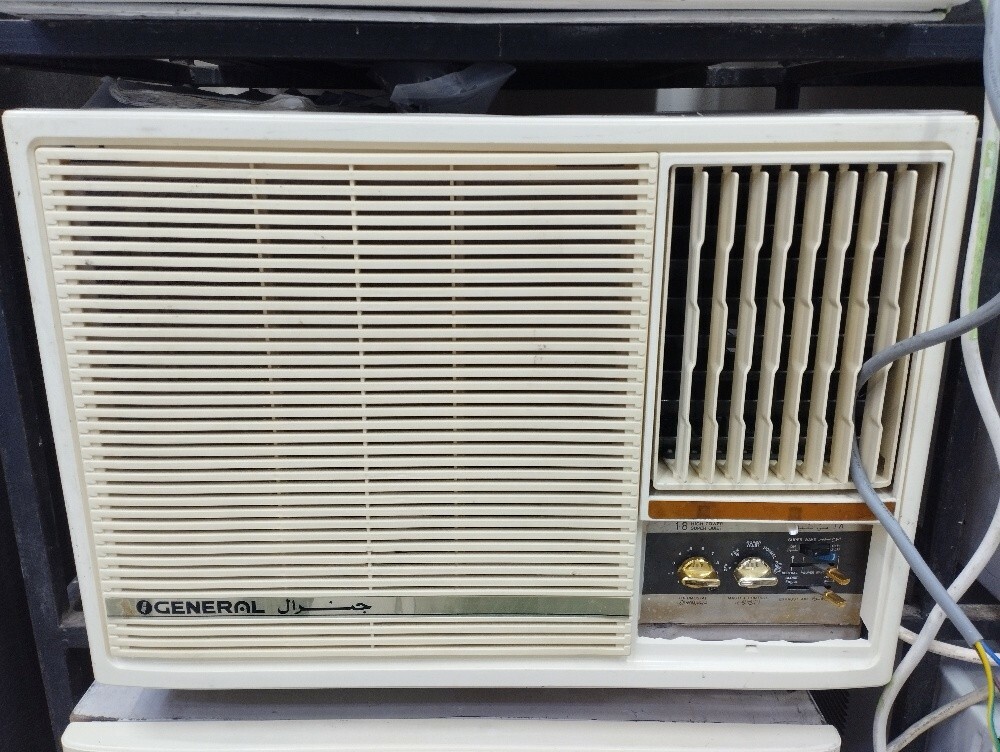 Good Window type AC for sale. - 1
