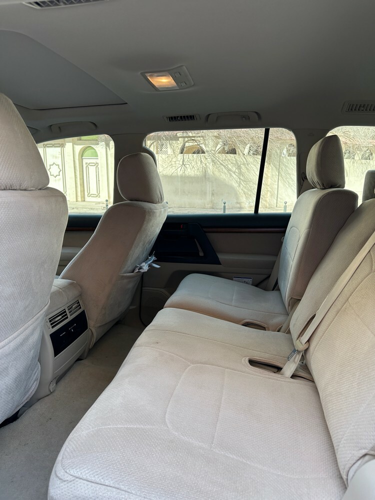 Toyota Land Cruiser 2018 V6 GXR - 12