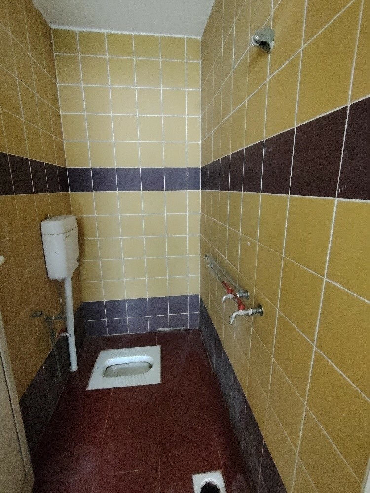9 Rooms For Staff, Indpendent. - 8