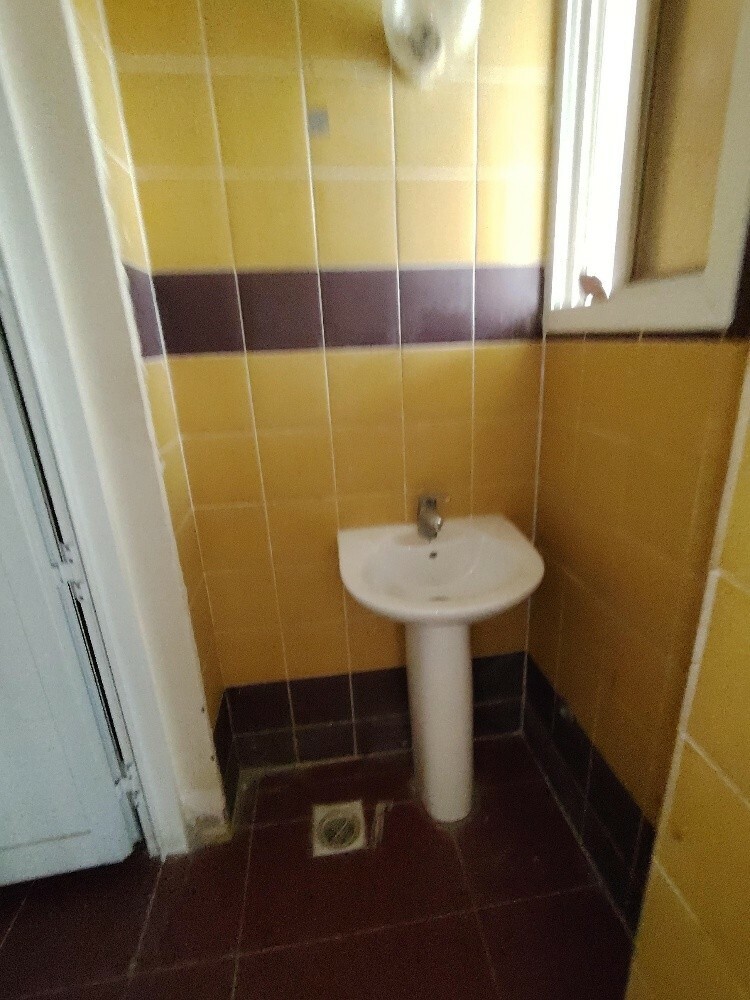 9 Rooms For Staff, Indpendent. - 15