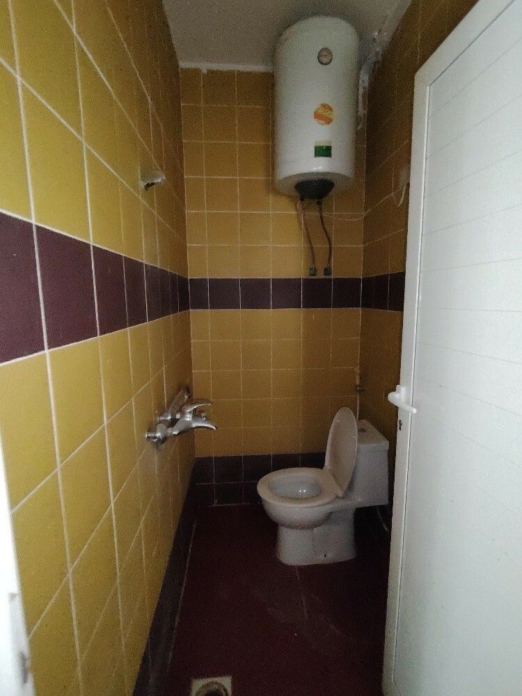 9 Rooms For Staff, Indpendent. - 6