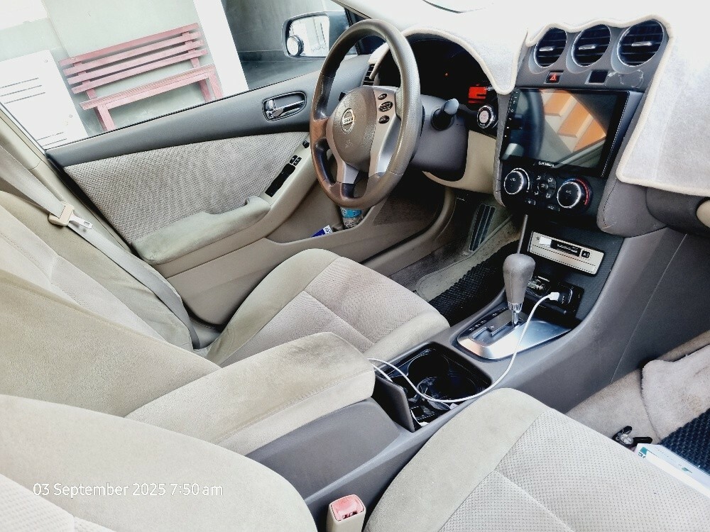 Nissan Altima 2009 2.5S - 6