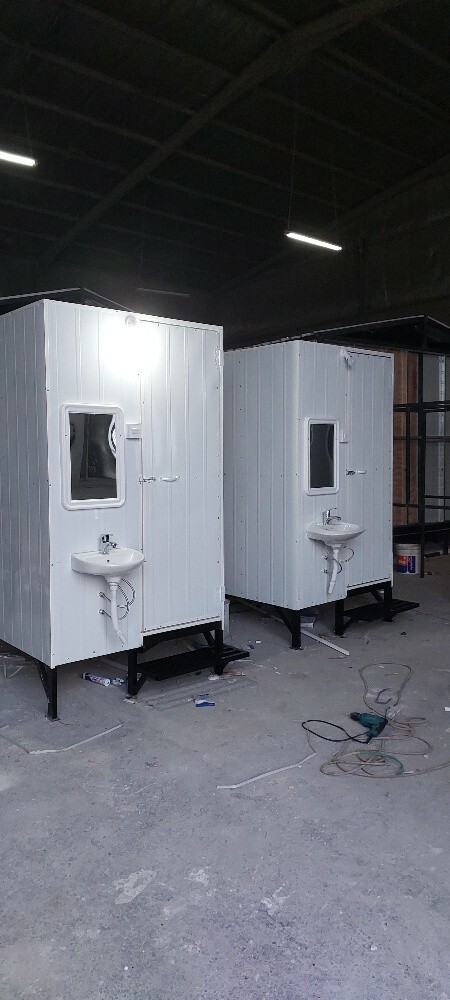 portable bathrooms new For sale - 3