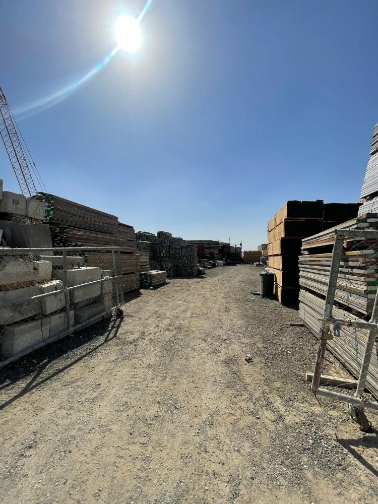 commercial land for rent 3 QAR - 1