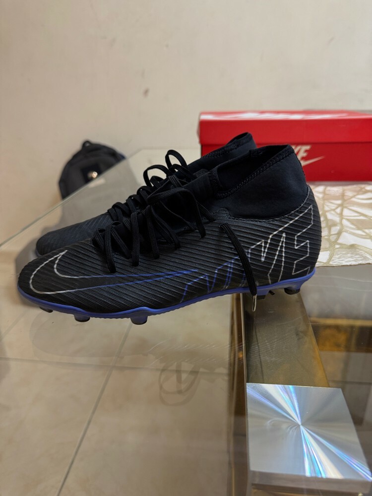 Nike shoes  - 1